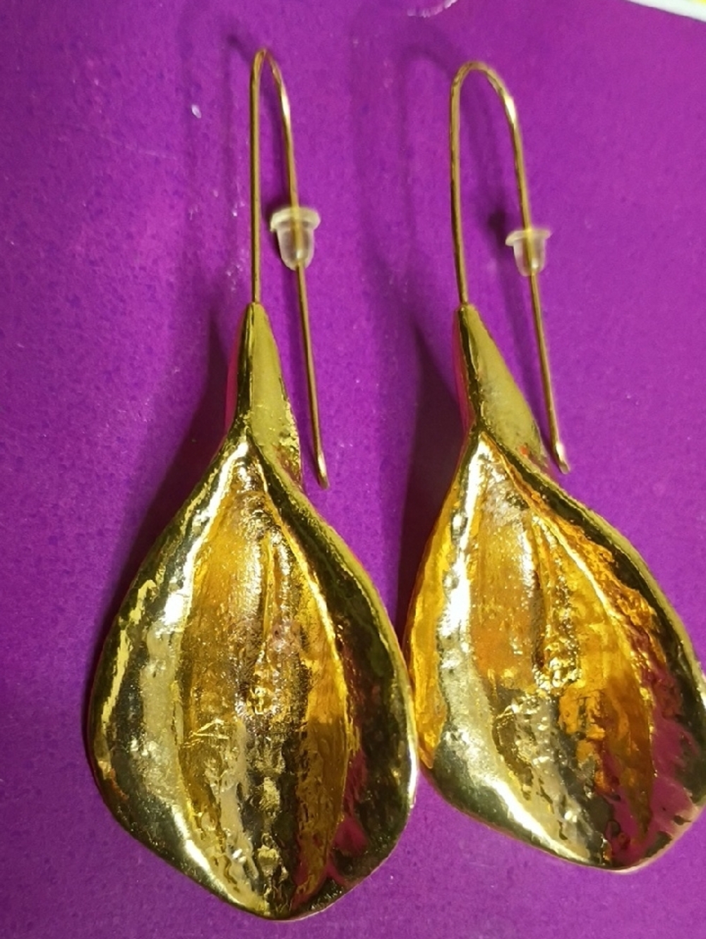 Gold Leaf-Shape Drop Earrings - Women Jewelry